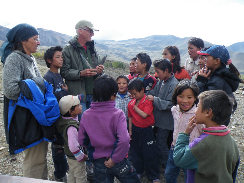 Unsere österreichischen Projektpartner Christina+Wolf von Schule macht Schule mit Kindern vom SJTMCS im Jahr 2008